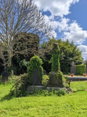 Mezarlık Kılıçları, Dublin