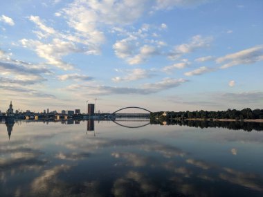 Kiev, Ukrayna içinde Dnipro Nehri manzarası