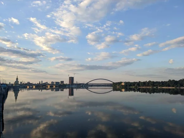 キエフのドニプロ川の眺め ウクライナ — ストック写真