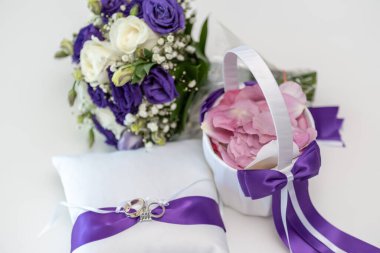 Düğün fotoğrafları, düğün fotoğrafçılığı işinin ayrılmaz ve önemli bir parçasıdır..