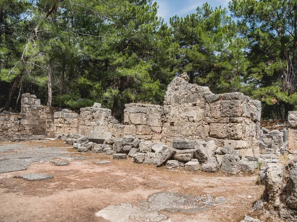 Ruinas Antigua Ciudad Phaselis Piedras Edificios Dañados Monumento Arquitectónico Turquía — Foto de Stock