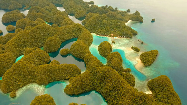 Архипелаг с озерами. Фото с высоты