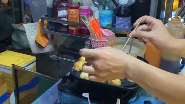 Wietnamski Gotowanie Takoyaki Thi Ulicy Żywności Chi Minh City — Wideo stockowe