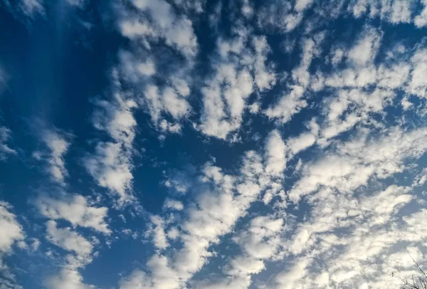 Μπλε Φόντο Του Ουρανού Σύννεφα Cirrocumulus — Φωτογραφία Αρχείου