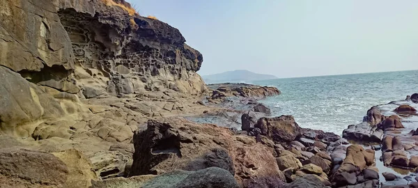 Grote Stenen Aan Zee Prachtig Uitzicht Zee — Stockfoto