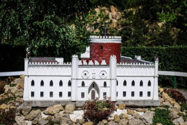 Gotik Diriliş Şatosu Maquette Polonya, Lublin 'de yer almaktadır.