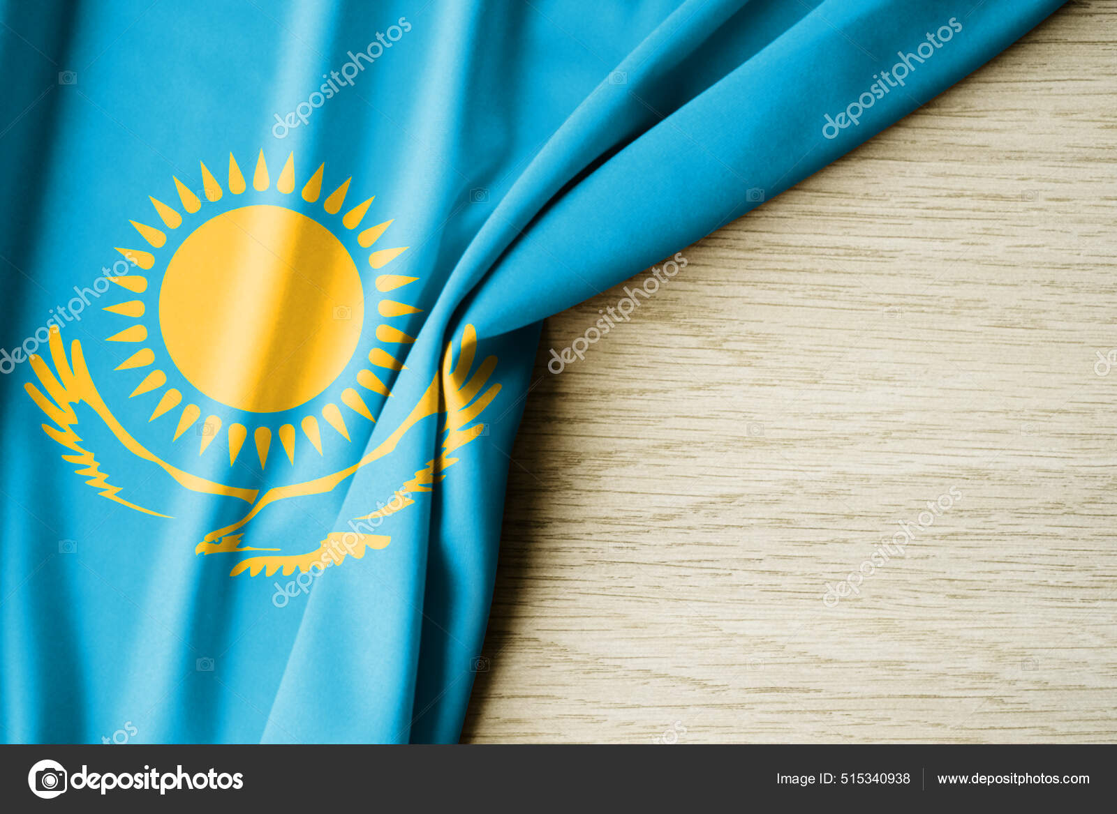 Bandera Kazajstán Bandera Patrón Tela Kazajstán Ilustración Con Espacio  Para: fotografía de stock © SathapornAkaranon #515340938 | Depositphotos