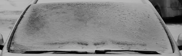 Снігове Вітрове Скло Вид Спереду Заморожений Автомобіль Вкрив Сніг Зимовий — стокове фото