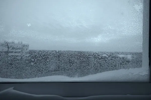 Patrón Helado Invierno Vidrio Ventana Congelado Mal Concepto Ventilación Temperatura —  Fotos de Stock