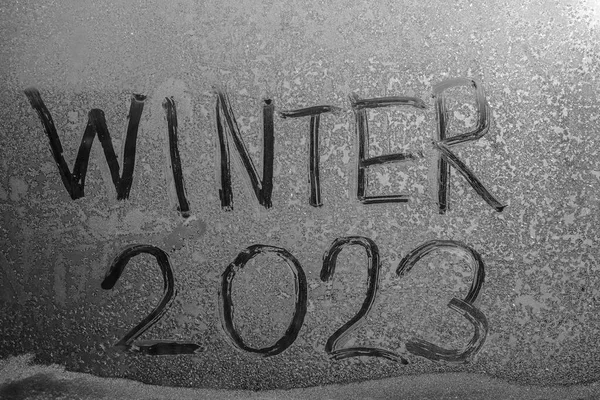 Šťastný Nový Rok 2023 Text Napsaný Skle Okna Zamrzlé Okno — Stock fotografie