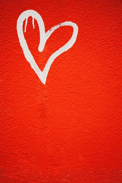 Białe Serce Malowane Tle Ściany Lutego Znak Symbol Szczęśliwych Walentynek — Zdjęcie stockowe