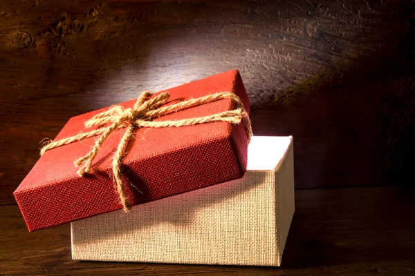Karácsonyi Piros Doboz Egy Titkos Ajándék Ünnep — Stock Fotó