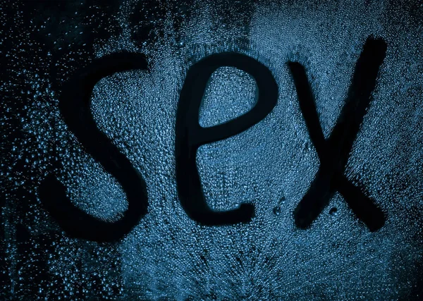 Slovo Sex Napsaný Prstem Zpoceném Nočním Skle Detailní Záběr Nápis — Stock fotografie