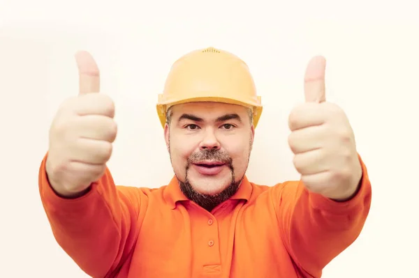 Hombre Constructor Feliz Mostrando Pulgares Arriba Usando Sudadera Naranja Casco —  Fotos de Stock