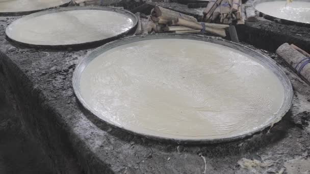 Thin Layer Scum Forms Overthe Surface Soy Milk Huge Pans — Stock Video