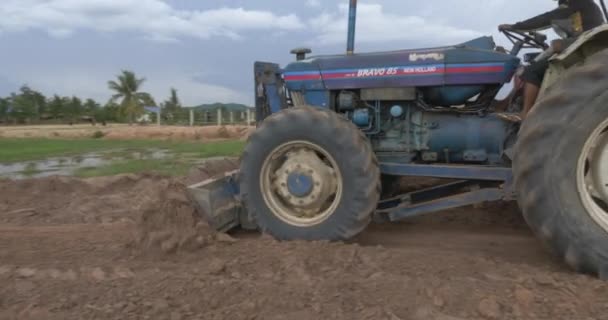 Kampot Cambodia 2021 Field Soil Reclamation Preparation Construction Expansion Housing — Stock Video