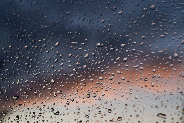 Après Pluie Vitre Est Recouverte Extérieur Gouttes Eau Des Nuages — Photo