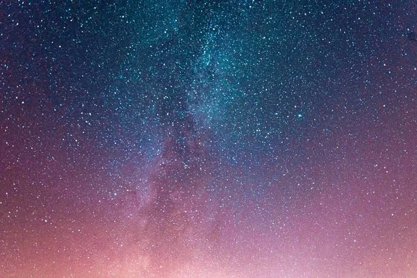 Cielo Nocturno Sin Nubes Cubierto Estrellas Vía Láctea Visible Centro — Foto de Stock