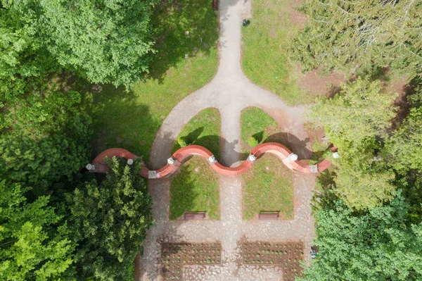 Усадебный Парк Городе Илова Западе Польши Можете Увидеть Фонтан Парка — стоковое фото