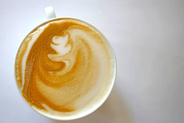 Taza Capuchino Sobre Fondo Blanco — Foto de Stock