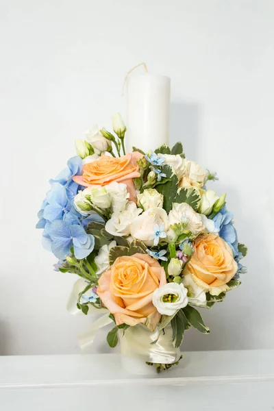 Godfather Candle Embellished Bohemian Flower Bouquet Prepared Orthodox Marriage Ceremony — Stockfoto