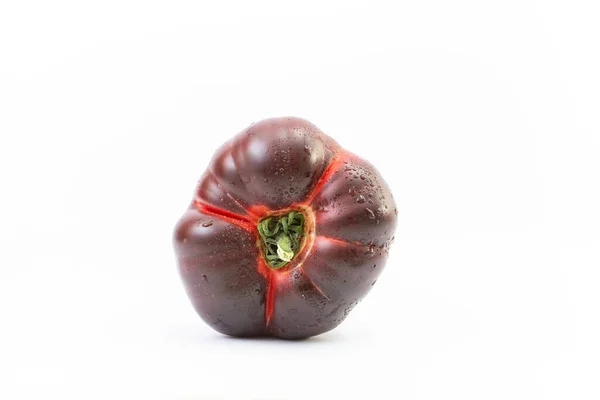 Schwarze Tomate Isoliert Auf Weißem Hintergrund — Stockfoto