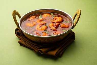 Kolambi Kalwan ya da Tikhle olarak da bilinen Goan Karidesleri ya da Karides Körisi ya da Zinga Masala