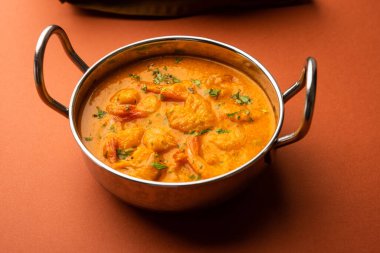 Kolambi Kalwan ya da Tikhle olarak da bilinen Goan Karidesleri ya da Karides Körisi ya da Zinga Masala