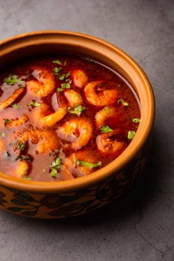 Kolambi Kalwan ya da Tikhle olarak da bilinen Goan Karidesleri ya da Karides Körisi ya da Zinga Masala