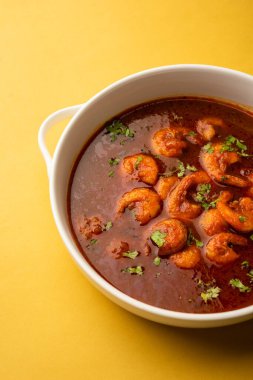 Kolambi Kalwan ya da Tikhle olarak da bilinen Goan Karidesleri ya da Karides Körisi ya da Zinga Masala