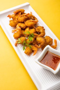 Karidesli börek veya karidesli bajji veya jheenga pakoda veya kolambi veya zinga pakora, Hint atıştırmalığı