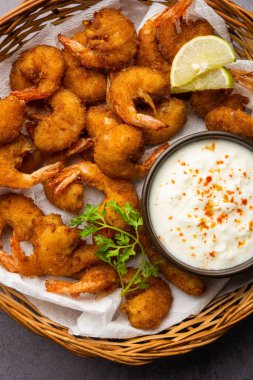 Karidesli börek veya karidesli bajji veya jheenga pakoda veya kolambi veya zinga pakora, Hint atıştırmalığı