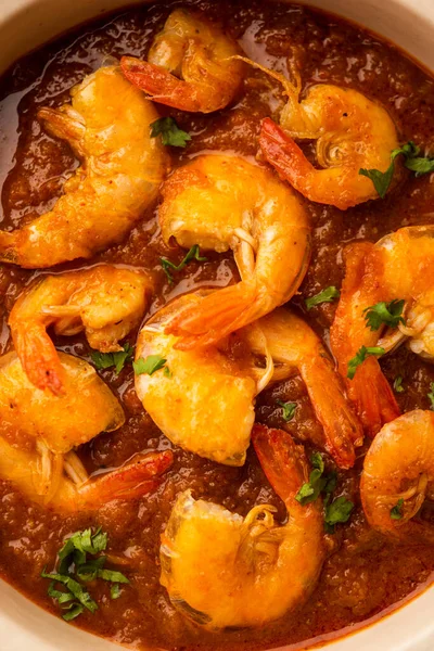 Kolambi Kalwan ya da Tikhle olarak da bilinen Goan Karidesleri ya da Karides Körisi ya da Zinga Masala