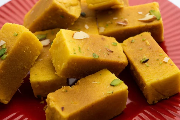 Mysore Pak Dulce Indio Preparado Ghee Originó Ciudad Mysuru —  Fotos de Stock