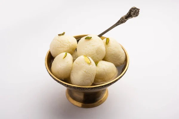 Rasgulla Rosogulla Ινδικό Γλυκό Φτιαγμένο Από Khoya Μαλακό Και Σπογγώδες — Φωτογραφία Αρχείου