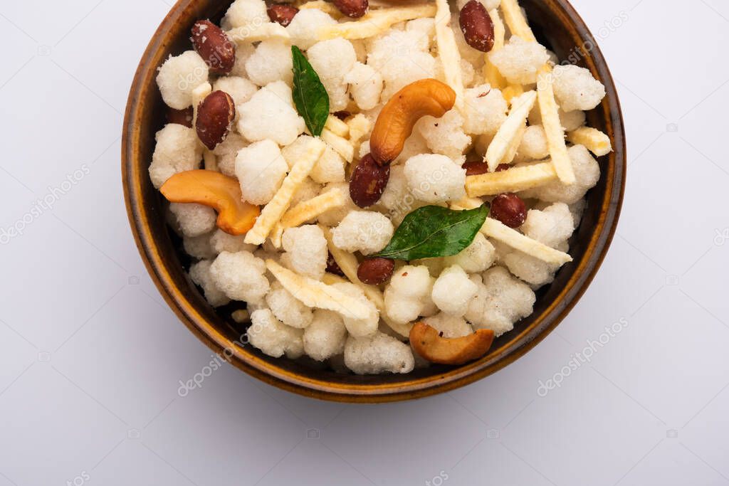 Sago or sabudana Chivda is Sweet and Spicy deep fried Farsan for upwas or vrat diet Or Fasting Food, Served in a bowl