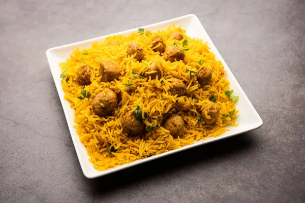 Soya Chunk Pulav veya soya vadi pilavı