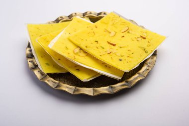 Mahim Halwa veya Bombay buz halkası Hint tatlısı tarifi.