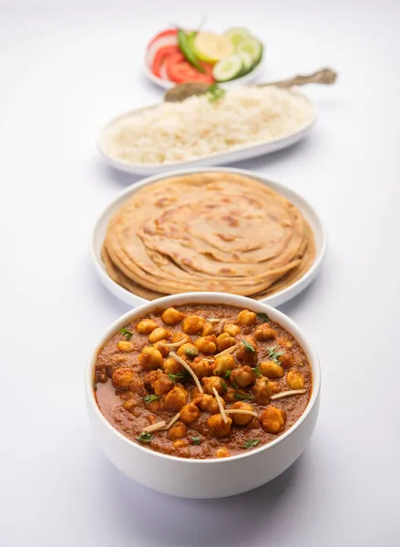 Choley Chole Masala Lub Chana Indyjskie Jedzenie Ciecierzycy Pomidorów Kminku — Zdjęcie stockowe
