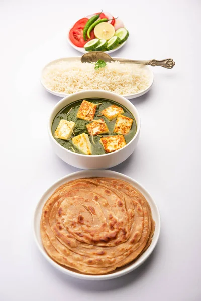 Palak Paneer Oder Spinat Quark Curry Mit Reis Und Chapati — Stockfoto