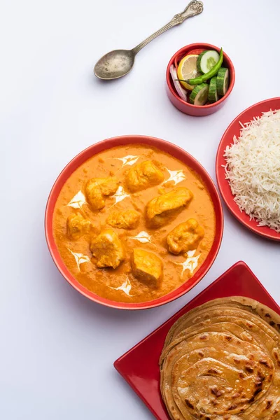 Sabroso Plato Pollo Curry Mantequilla Cocina India Servido Con Arroz — Foto de Stock