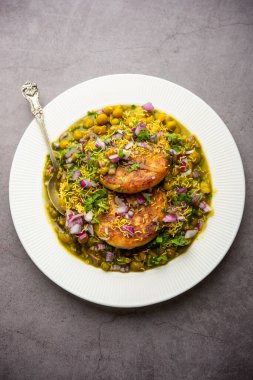 Ragda pattice, Hindistan 'ın Maharashtra eyaletinde sokak yiyecekleri kültürünün bir parçası olan patates püresi ve bezelye sosudur.