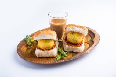Vada Pav OR Wada Pao, Hint ya da Desi Burger, Maharashtra 'lı bir fast food tabağıdır. Seçici odak