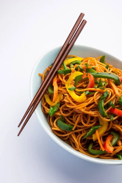 Nouilles Schezwan Légumes Szechwan Nouilles Hakka Chow Mein Est Une — Photo