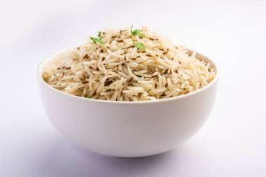 Kimyon pilavı ya da Jeera Rice temel baharatlı Basmati pilavı kullanılarak yapılan popüler bir Hint ana yemek ürünüdür.