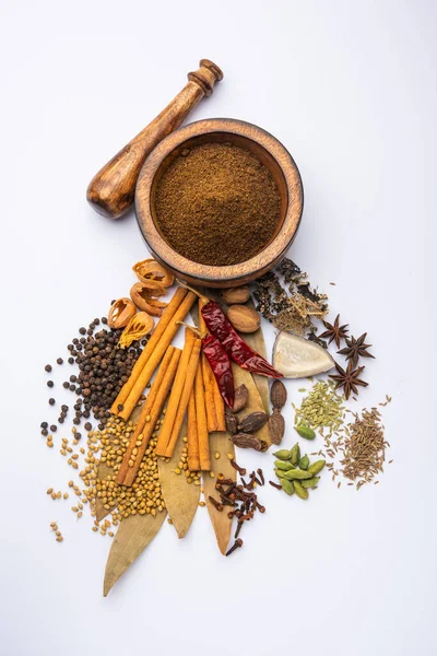 Indiase Garam Masala Poeder Kleurrijke Specerijen Selectieve Focus — Stockfoto