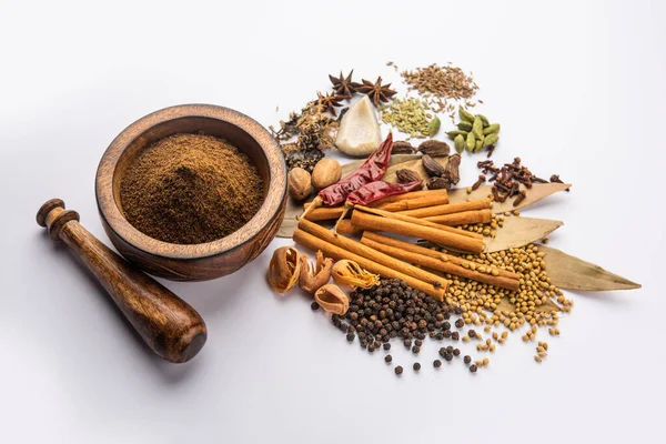 Indiase Garam Masala Poeder Kleurrijke Specerijen Selectieve Focus — Stockfoto