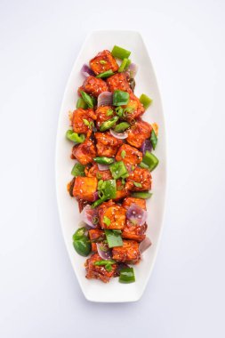 Chili paneer kurutma süzme peynir, Hint Çin yemeği kullanılarak yapılır.