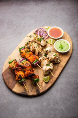 Malai tavuğu ya da murgh malai ağız sulandıran sulu ızgara tavuk tarifidir.