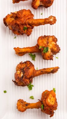 Tavuk lolipop Hint Çin aperatifi. Fransız tavuk kanadı.